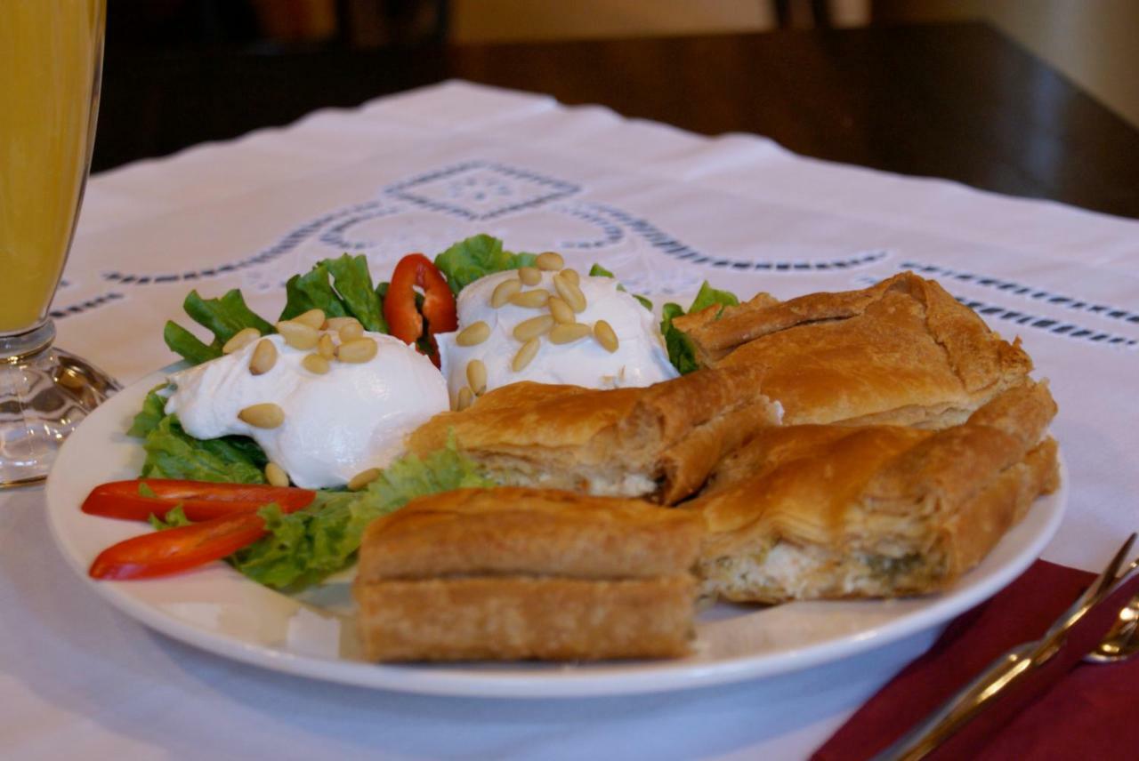 House Mitsiou Traditional Inn أرنايا المظهر الخارجي الصورة